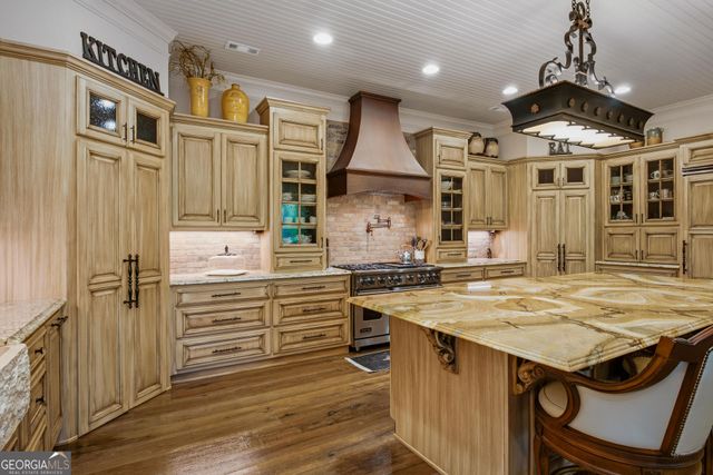114 Northeast Cove Circle, Dawsonville, GA 30534