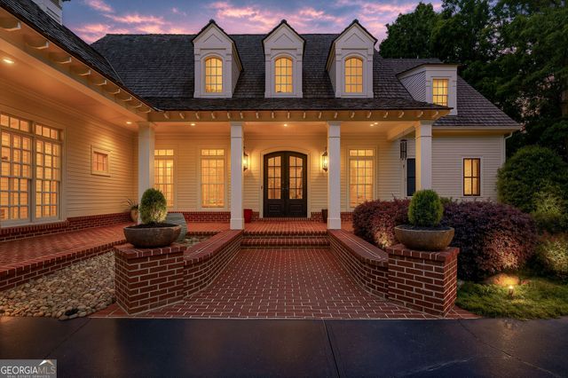 114 Northeast Cove Circle, Dawsonville, GA 30534