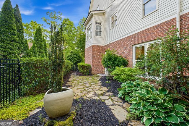 114 Northeast Cove Circle, Dawsonville, GA 30534