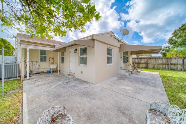 3930 SW 68th Ave, Miami, FL 33155