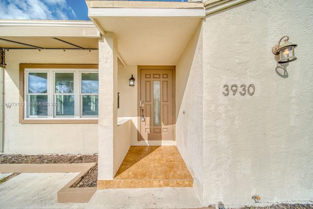 3930 SW 68th Ave, Miami, FL 33155