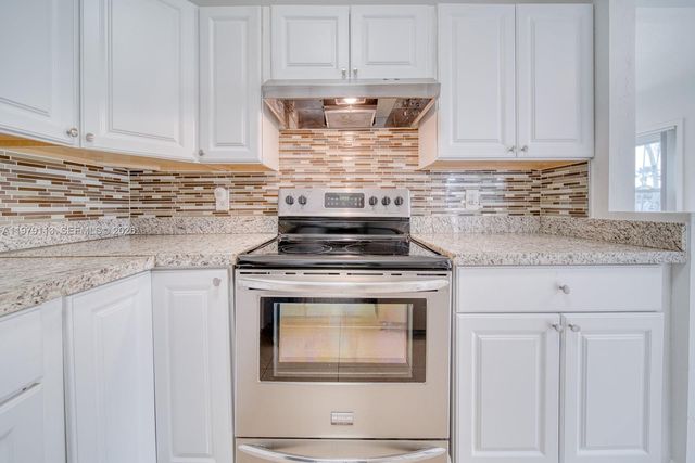 3930 SW 68th Ave, Miami, FL 33155