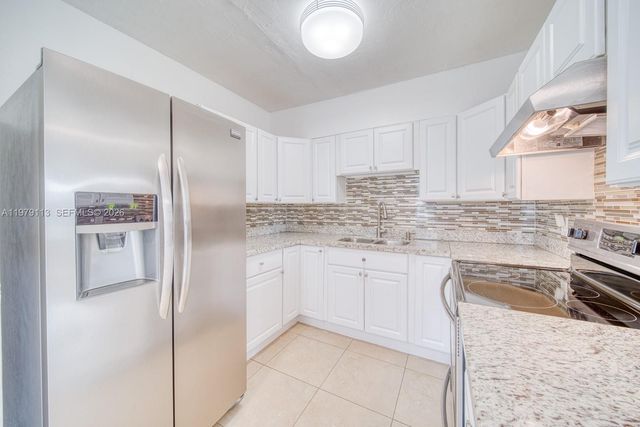 3930 SW 68th Ave, Miami, FL 33155