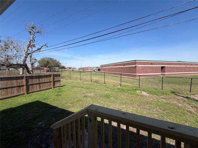 1610 George Avenue, Richmond, TX 77469