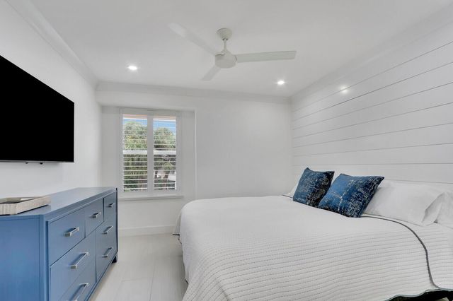 3306 Fairway Drive N, Jupiter, FL 33477
