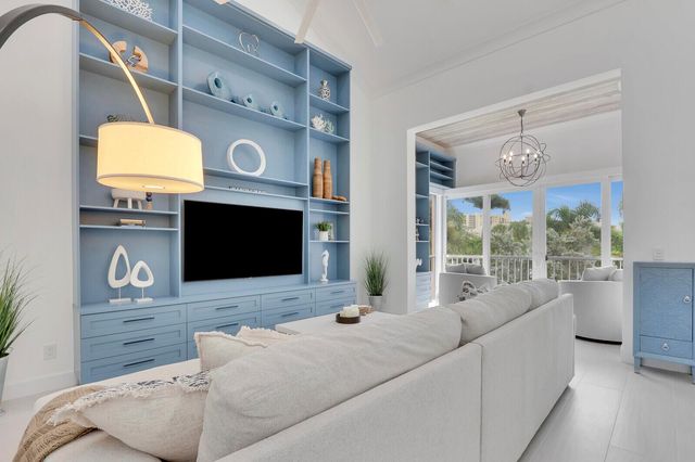 3306 Fairway Drive N, Jupiter, FL 33477