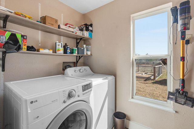 255 Rocky Creek RD, Dripping Springs, TX 78620