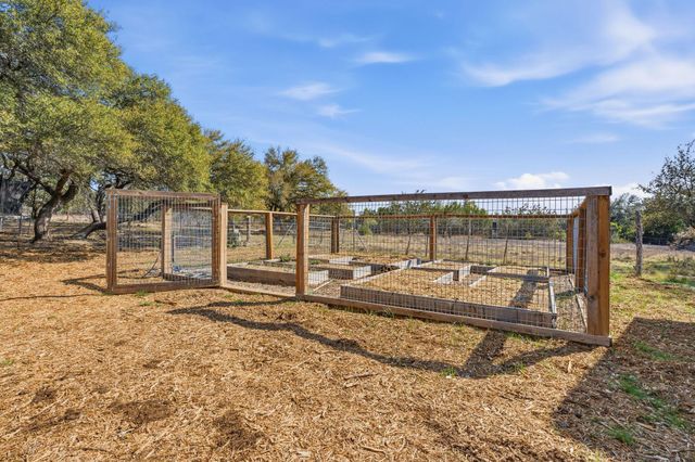 255 Rocky Creek RD, Dripping Springs, TX 78620