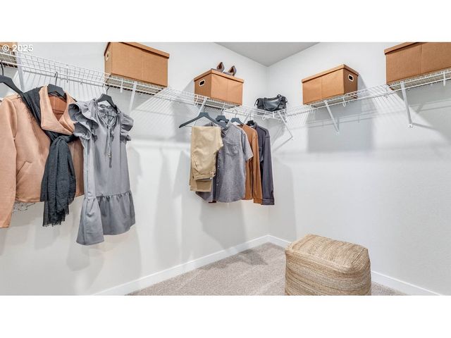 3696 Sw BINFORD Ave, Gresham, OR 97080