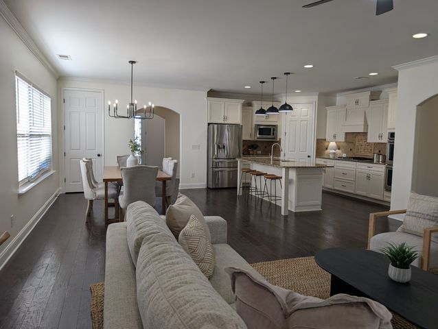 76 Molly Bright Ln, Franklin, TN 37064