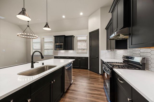 1938 Hickory Grove Lane, Tomball, TX 77375