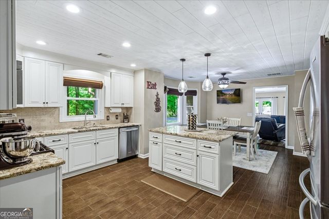 265 Floyd Road, Hampton, GA 30228