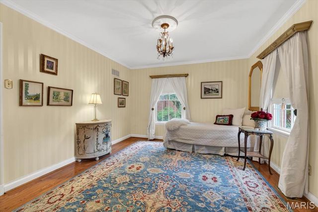 195 Austin Place, St Louis, MO 63122