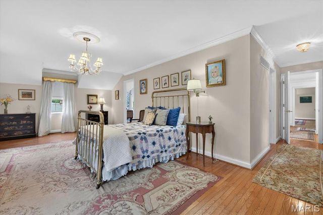 195 Austin Place, St Louis, MO 63122