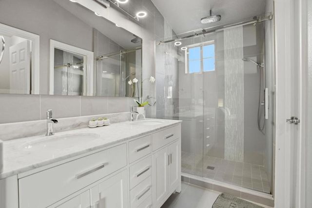 142 Positano Circle, Redwood City, CA 94065