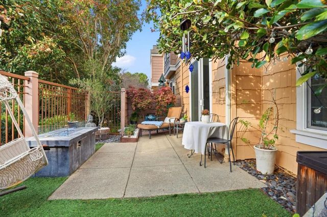 142 Positano Circle, Redwood City, CA 94065