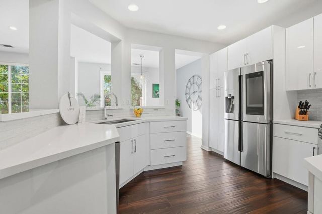 142 Positano Circle, Redwood City, CA 94065