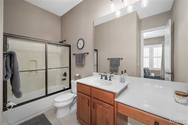 16291 Upper Chesterfield Ridge Drive, Chesterfield, MO 63017