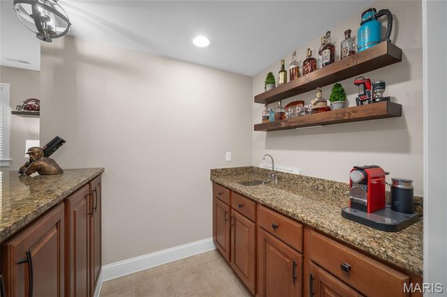 16291 Upper Chesterfield Ridge Drive, Chesterfield, MO 63017