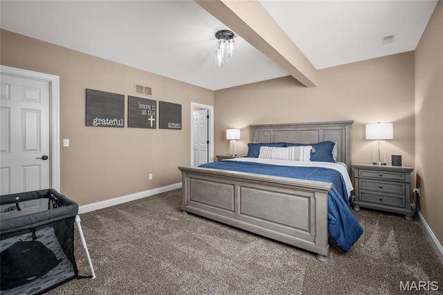 16291 Upper Chesterfield Ridge Drive, Chesterfield, MO 63017