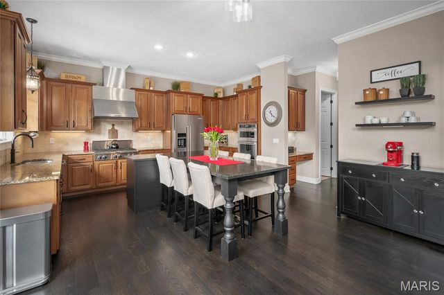 16291 Upper Chesterfield Ridge Drive, Chesterfield, MO 63017