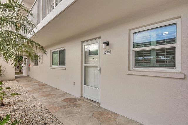 116 VISTA HERMOSA CIRCLE 108C, Sarasota, FL 34242