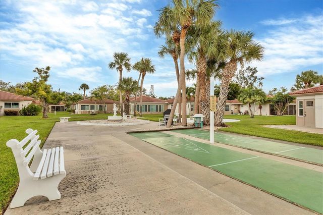 116 VISTA HERMOSA CIRCLE 108C, Sarasota, FL 34242