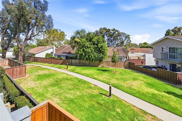 8322 Padrino, Huntington Beach, CA 92646