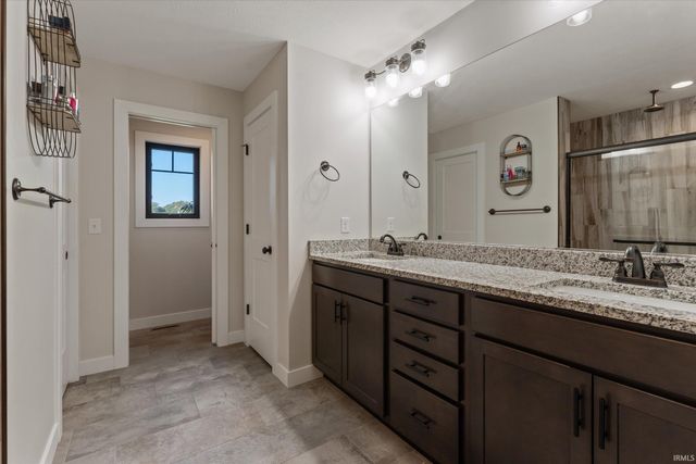 53319 Bellhurst Drive, Bristol, IN 46507