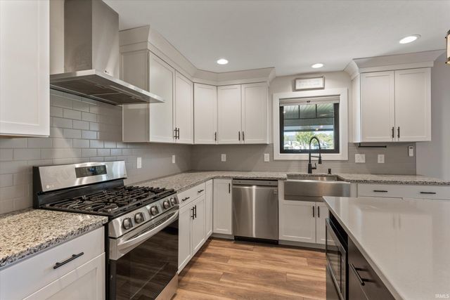 53319 Bellhurst Drive, Bristol, IN 46507
