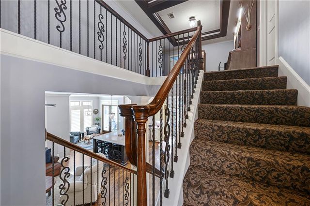 11204 W 165TH Street, Overland Park, KS 66062