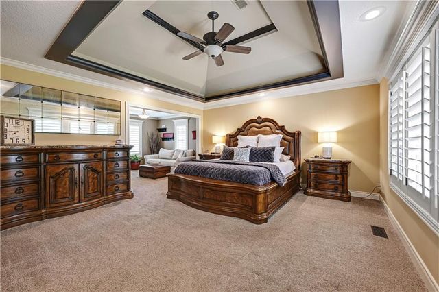 11204 W 165TH Street, Overland Park, KS 66062