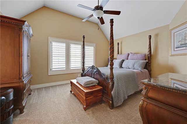 11204 W 165TH Street, Overland Park, KS 66062