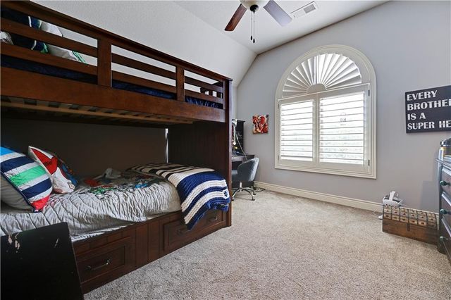 11204 W 165TH Street, Overland Park, KS 66062