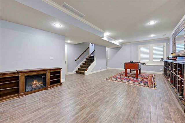 11204 W 165TH Street, Overland Park, KS 66062