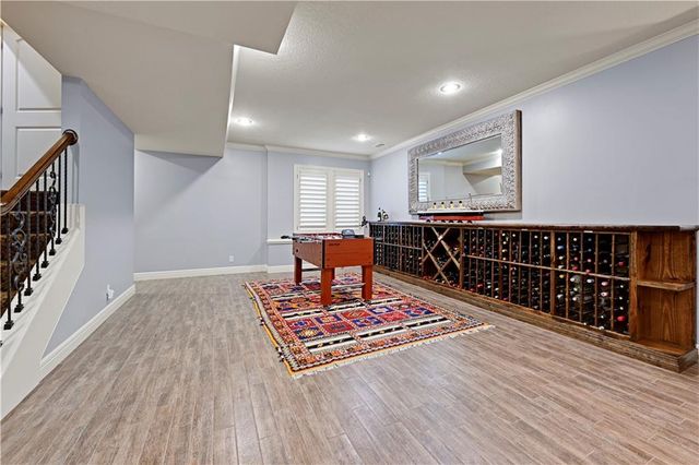 11204 W 165TH Street, Overland Park, KS 66062