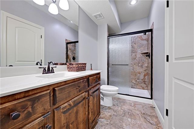 11204 W 165TH Street, Overland Park, KS 66062