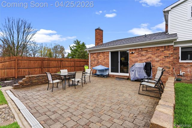 3799 Capitol Way, Highland Charter Township, MI 48356