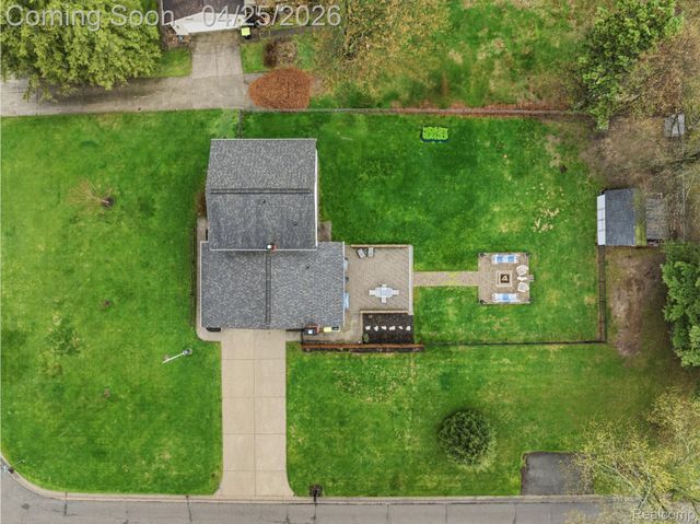 3799 Capitol Way, Highland Charter Township, MI 48356