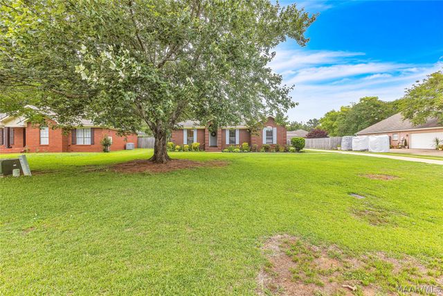 55 POST OAK Place, Wetumpka, AL 36093