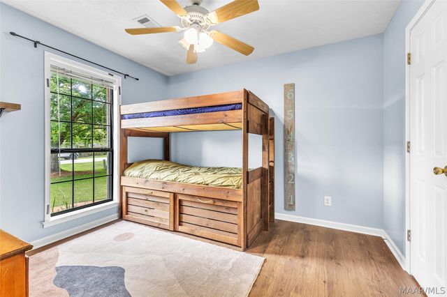 55 POST OAK Place, Wetumpka, AL 36093