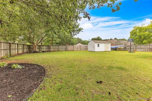 55 POST OAK Place, Wetumpka, AL 36093