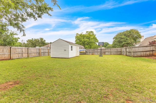 55 POST OAK Place, Wetumpka, AL 36093