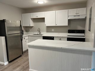 106 Balance Rock Road 17, Seymour, CT 06483