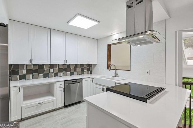 2272 Vistamont Drive, Decatur, GA 30033