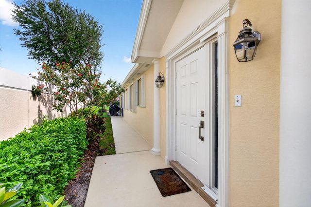3023 Verdmont Lane, Wellington, FL 33414