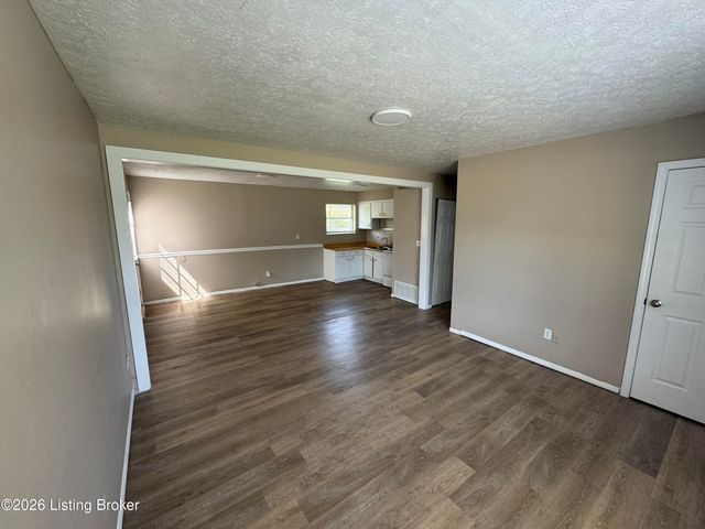 9622 Britannia Ct, Louisville, KY 40272