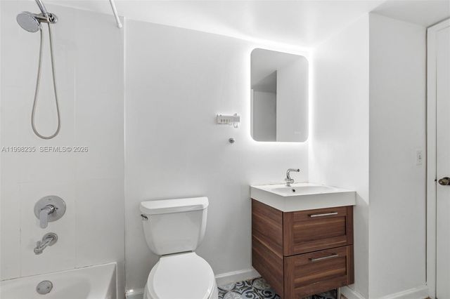 9015 SW 125th Ave N306, Miami, FL 33186