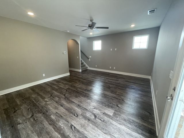 2321 Barringer Ln, Murfreesboro, TN 37128