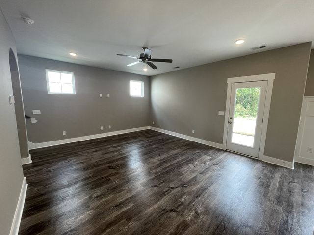 2321 Barringer Ln, Murfreesboro, TN 37128